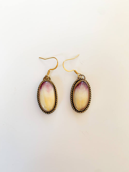 Spiny Oyster Oval Earrings