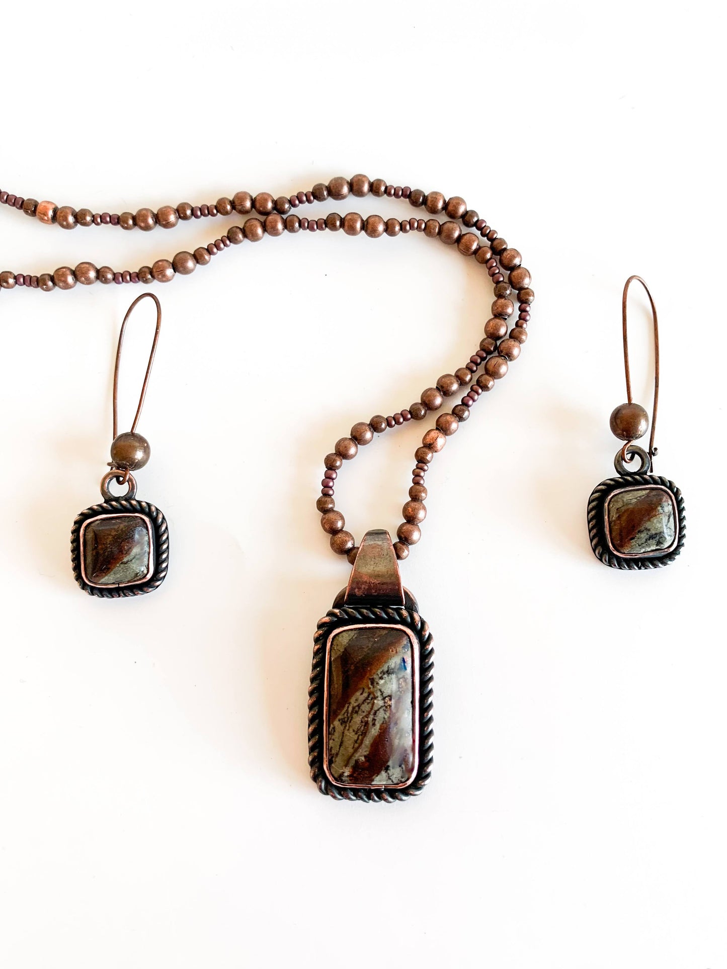 Arroyo Pendant and Earrings